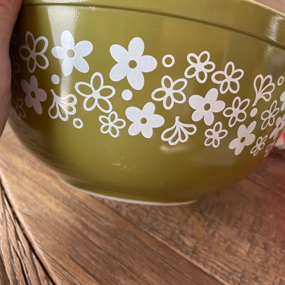 PYREX Mixing Bowl Crazy Daisy Pattern - Picture 2 of 8
